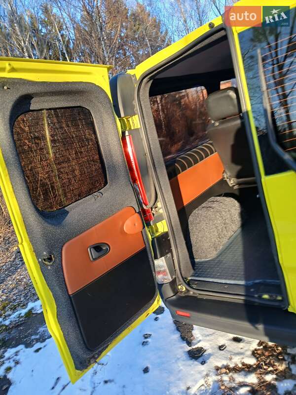 Мінівен Opel Vivaro 2009 в Звягелі