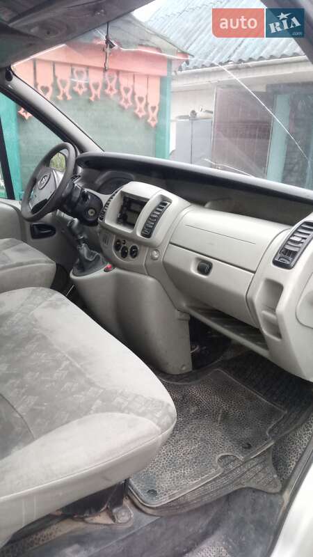 Вантажний фургон Opel Vivaro 2002 в Баришівка