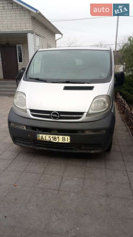 Вантажний фургон Opel Vivaro 2002 в Баришівка