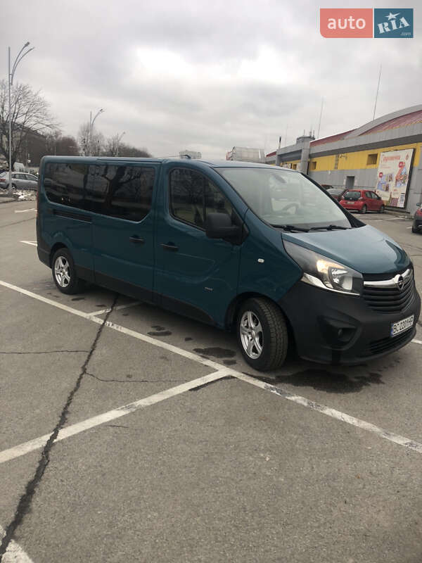 Минивэн Opel Vivaro 2014 в Львове