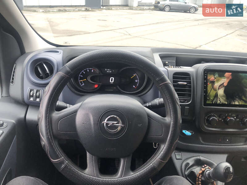 Минивэн Opel Vivaro 2014 в Львове