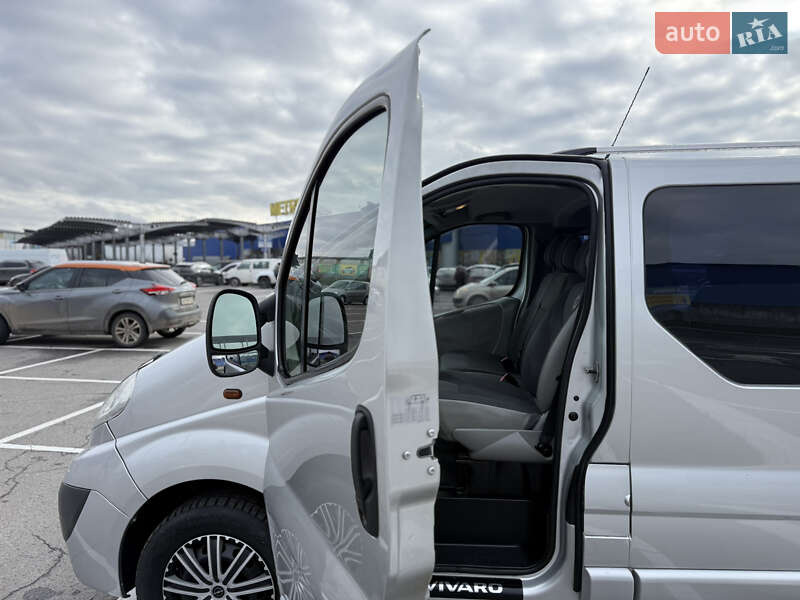 Мінівен Opel Vivaro 2008 в Вінниці