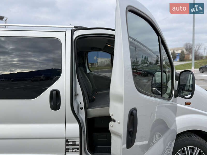 Мінівен Opel Vivaro 2008 в Вінниці