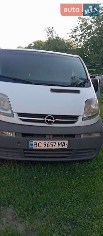 Opel Vivaro 2002 Opel Vivaro 2002