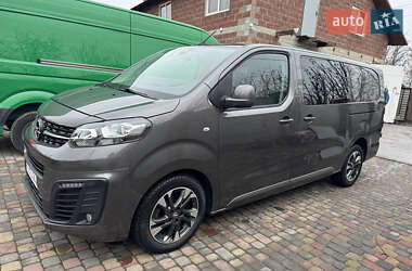 Мінівен Opel Vivaro 2020 в Дубні