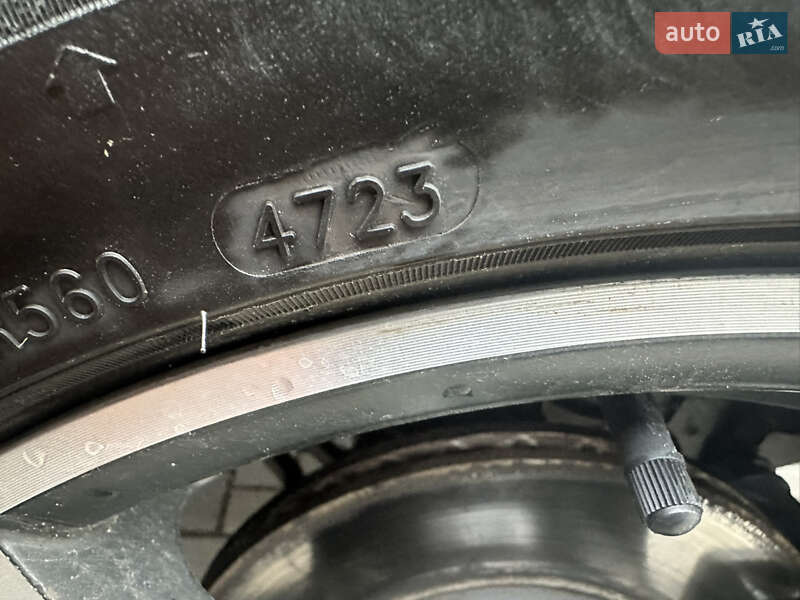 Грузовой фургон Opel Vivaro 2012 в Ровно