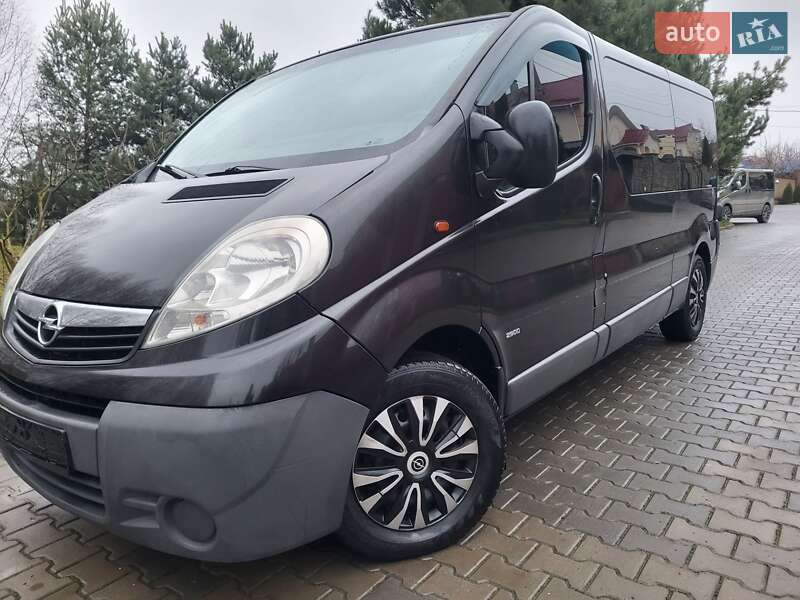 Мінівен Opel Vivaro 2007 в Хмельницькому