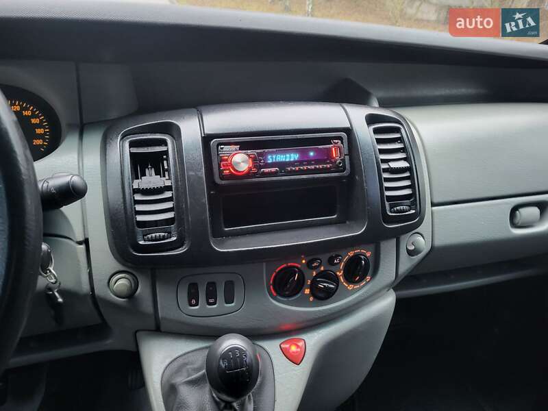 Мінівен Opel Vivaro 2007 в Хмельницькому