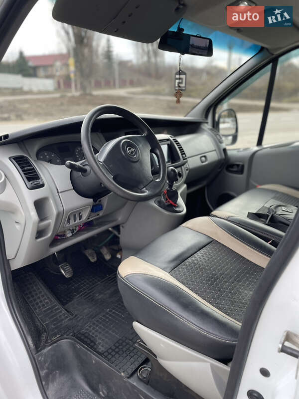 Мінівен Opel Vivaro 2007 в Чернівцях фото 11 Мінівен Opel Vivaro 2007 в Чернівцях