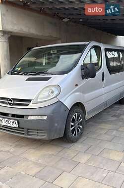 Минивэн Opel Vivaro 2005 в Млинове