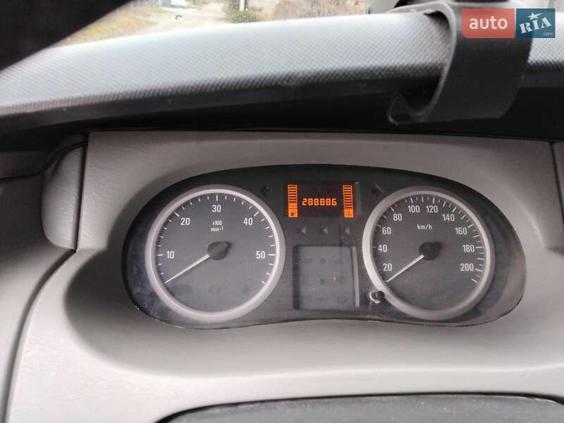 Минивэн Opel Vivaro 2009 в Гостомеле фото 6 Минивэн Opel Vivaro 2009 в Гостомеле