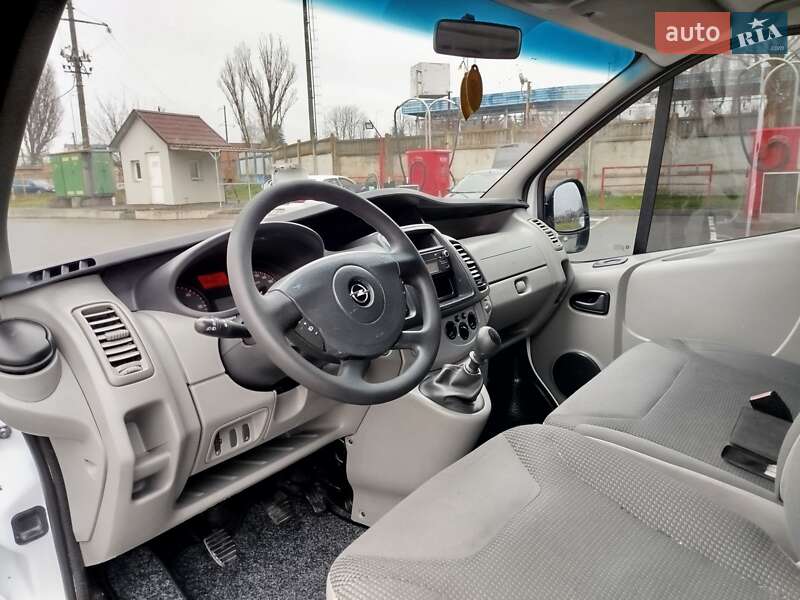 Минивэн Opel Vivaro 2013 в Виннице