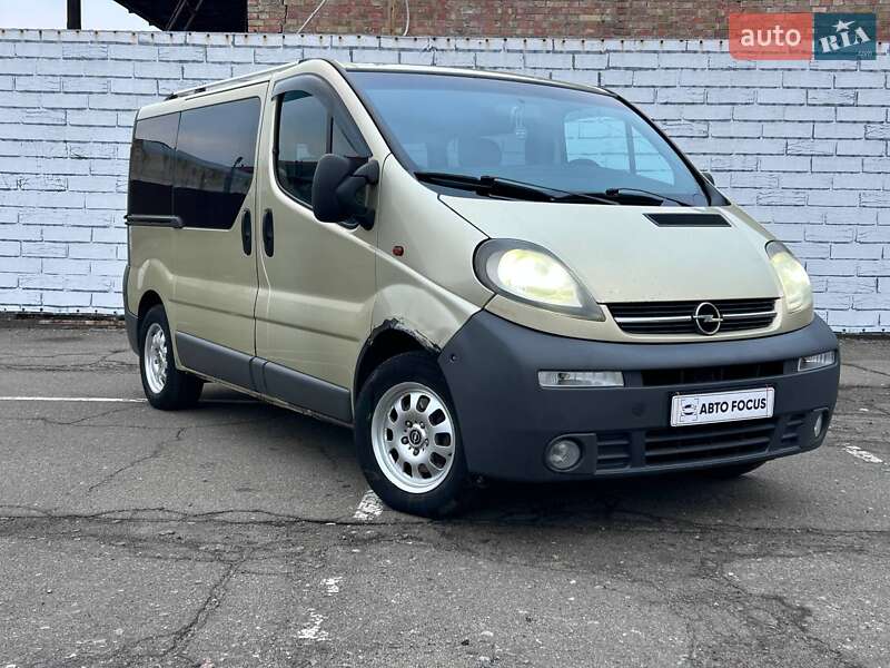 Opel Vivaro 2005