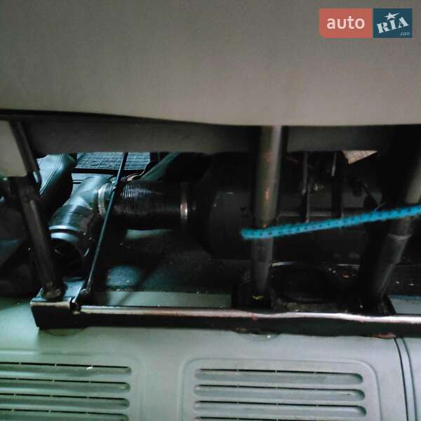 Минивэн Opel Vivaro 2011 в Ужгороде