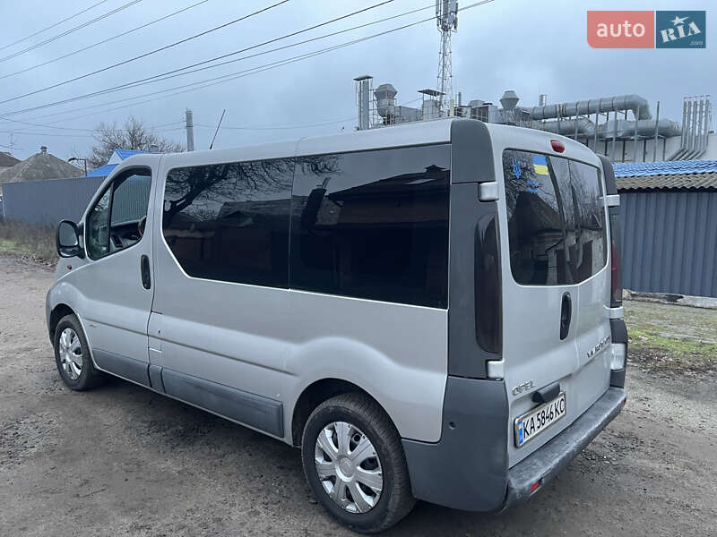 Минивэн Opel Vivaro 2004 в Харькове фото 7 Минивэн Opel Vivaro 2004 в Харькове