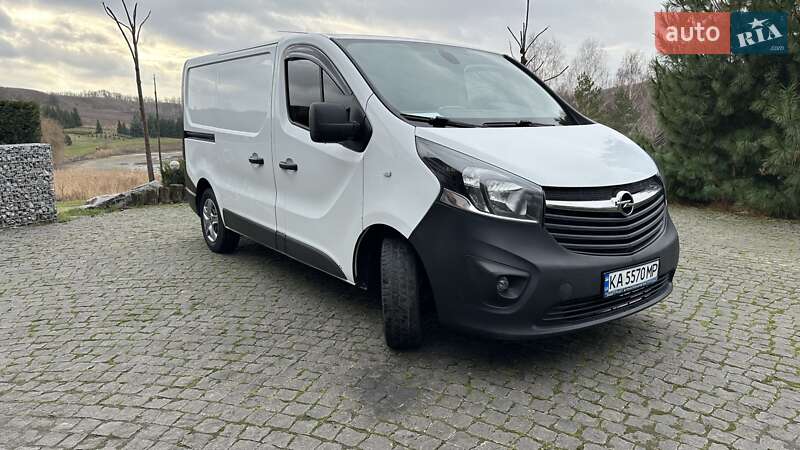 Opel Vivaro 2015