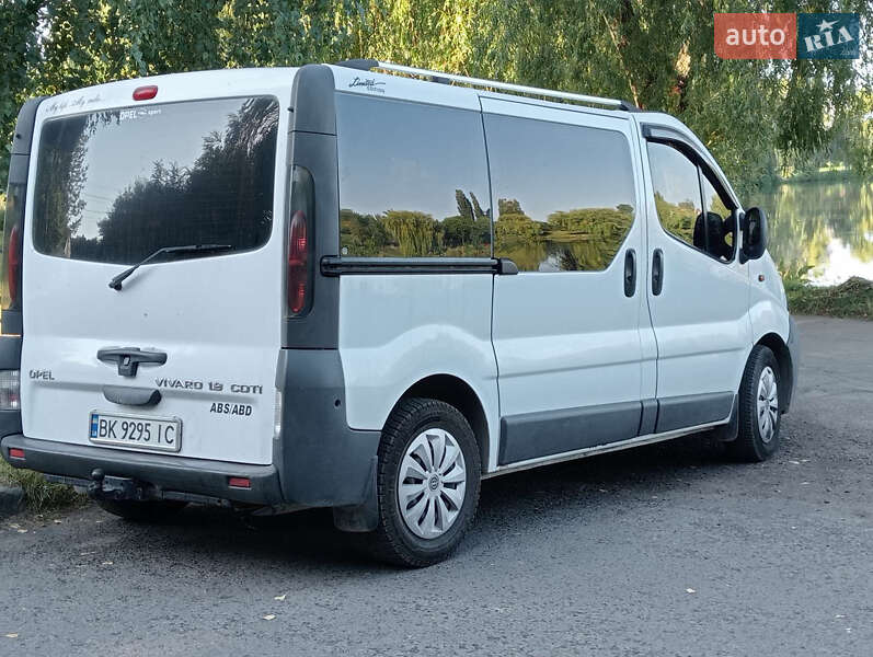 Минивэн Opel Vivaro 2004 в Ровно фото 16 Минивэн Opel Vivaro 2004 в Ровно