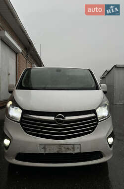 Грузовой фургон Opel Vivaro 2014 в Киеве