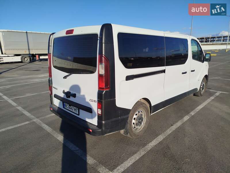 Мінівен Opel Vivaro 2016 в Львові
