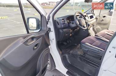Мінівен Opel Vivaro 2016 в Львові