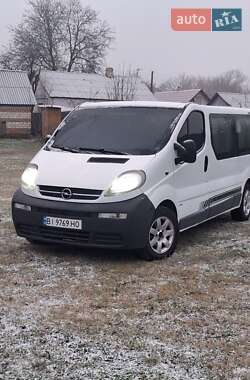 Минивэн Opel Vivaro 2003 в Валках