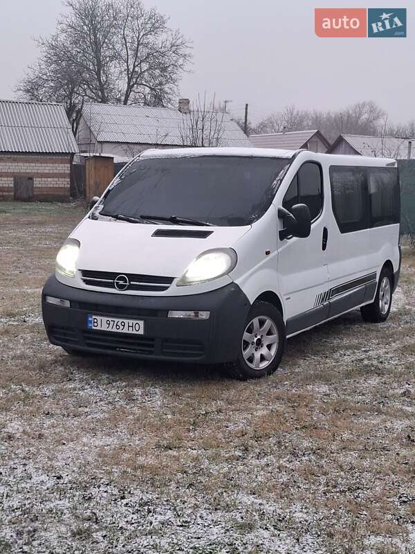 Opel Vivaro 2003 Opel Vivaro 2003