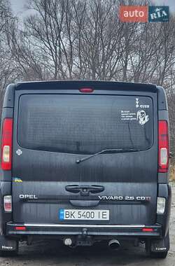 Мінівен Opel Vivaro 2007 в Острозі