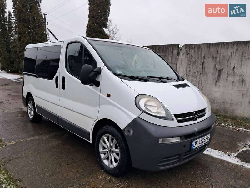 Opel Vivaro 2005