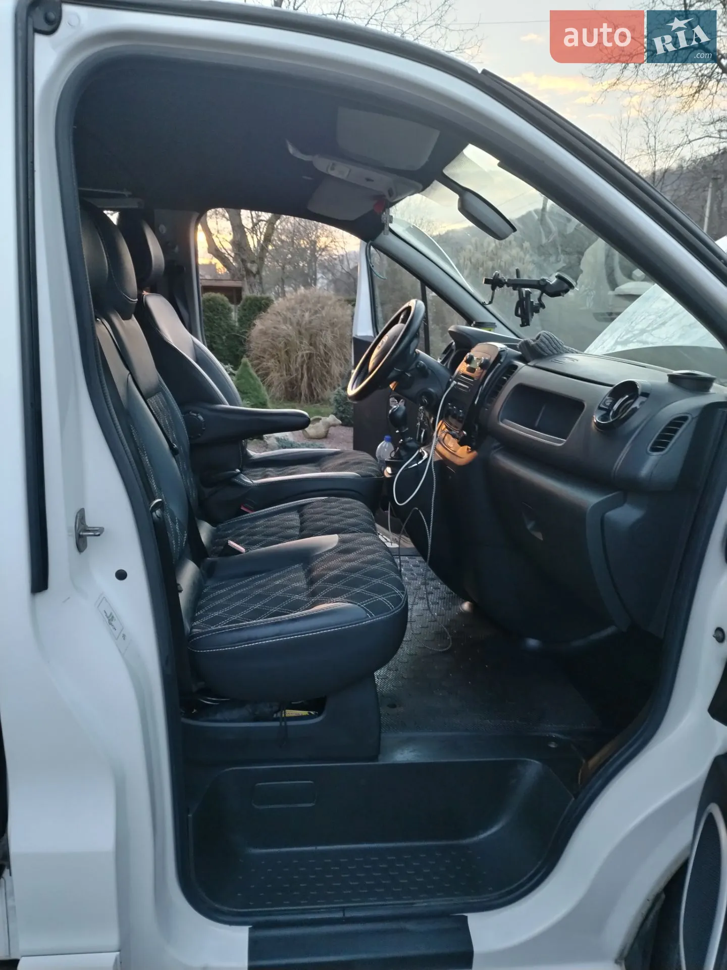 2015 Opel Vivaro - мініатюра 26