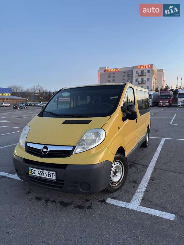 Opel Vivaro 2008