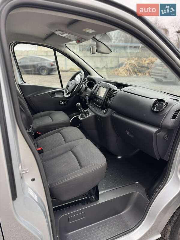 Мінівен Opel Vivaro 2019 в Рівному фото 16 Мінівен Opel Vivaro 2019 в Рівному