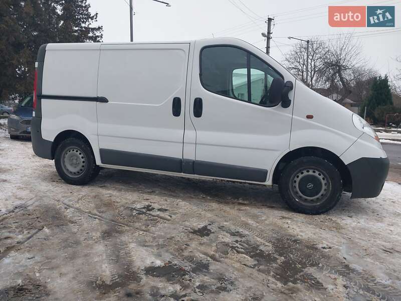 Грузопассажирский фургон Opel Vivaro 2013 в Жидачове