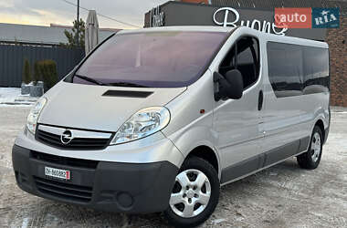 Мінівен Opel Vivaro 2012 в Луцьку