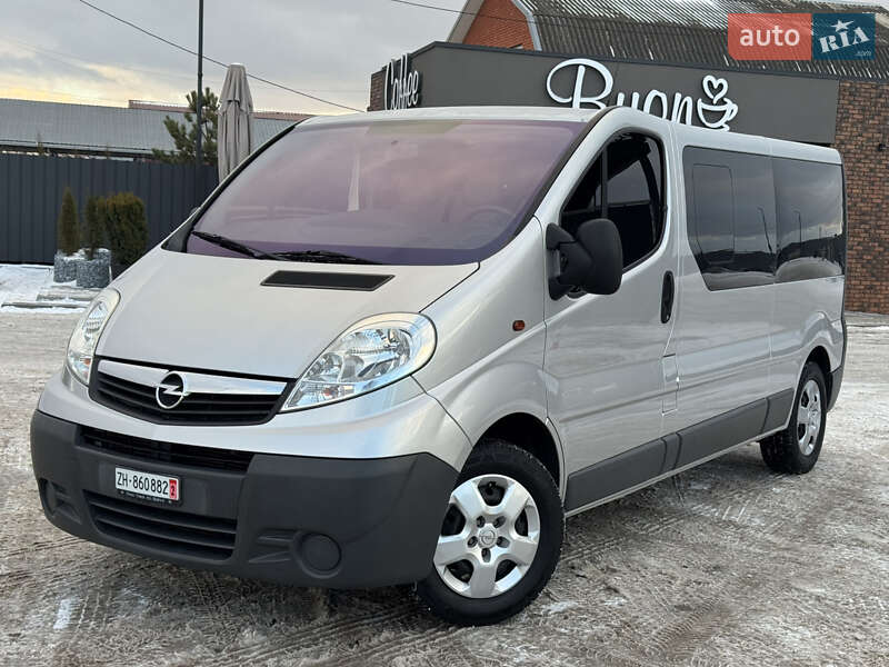 Минивэн Opel Vivaro 2012 в Луцке фото Минивэн Opel Vivaro 2012 в Луцке