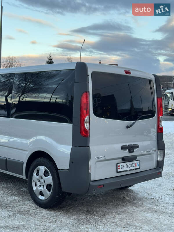 Минивэн Opel Vivaro 2012 в Луцке фото 92 Минивэн Opel Vivaro 2012 в Луцке