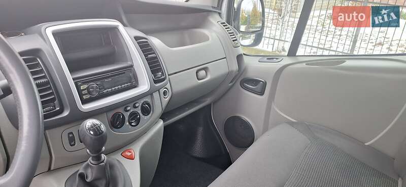 Хетчбек Opel Vivaro 2011 в Луцьку