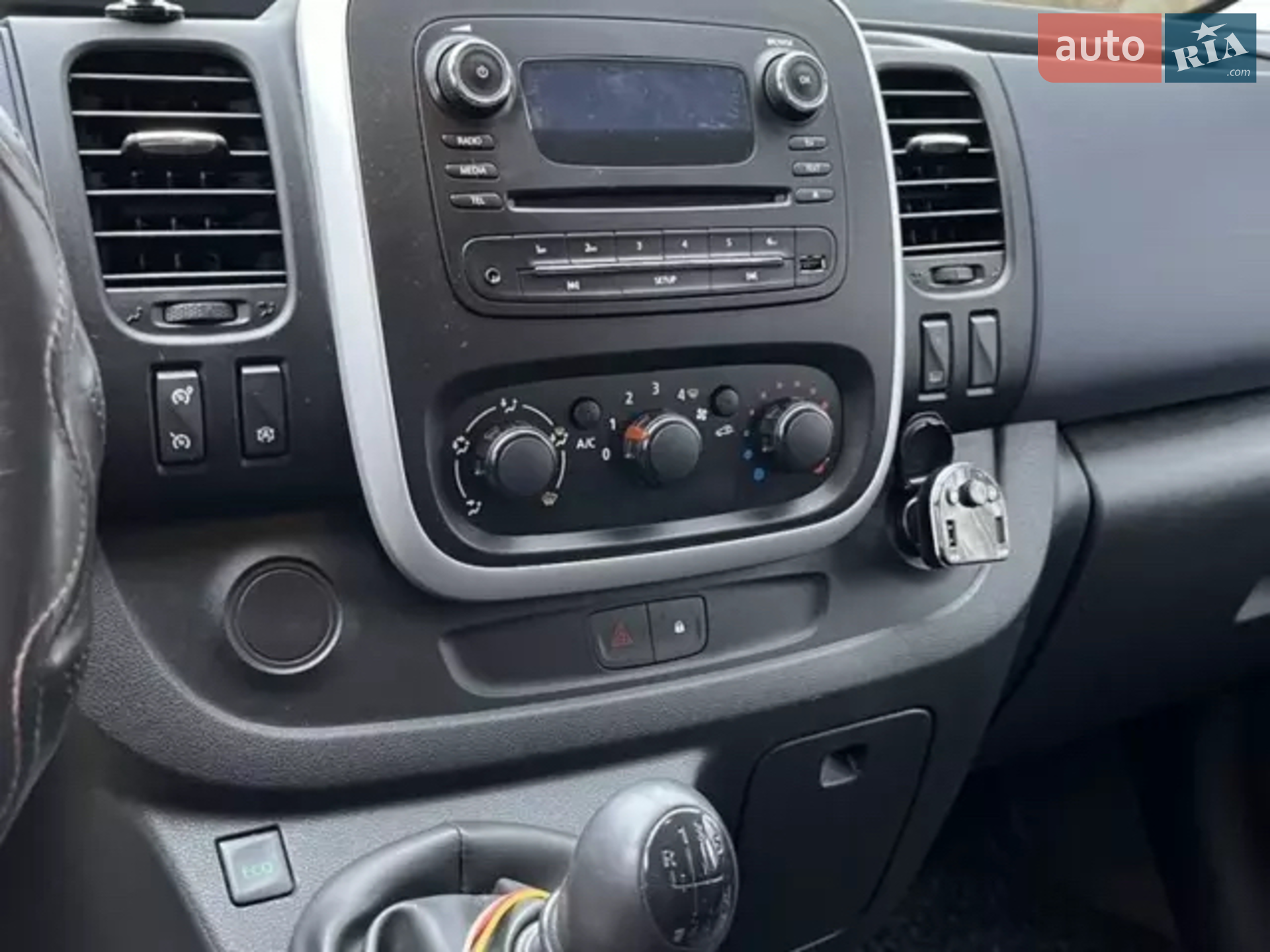 2015 Opel Vivaro - мініатюра 19