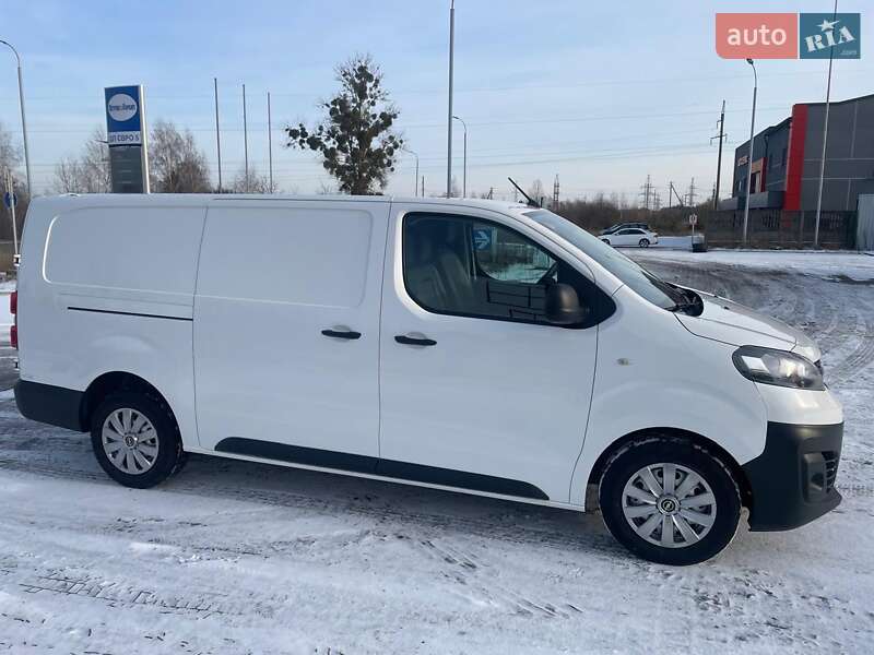Opel Vivaro 2021