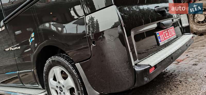 Минивэн Opel Vivaro 2013 в Дубно