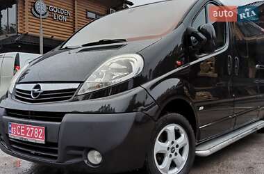 Минивэн Opel Vivaro 2013 в Дубно