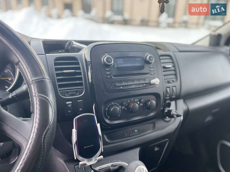 Минивэн Opel Vivaro 2016 в Радехове фото 10 Минивэн Opel Vivaro 2016 в Радехове