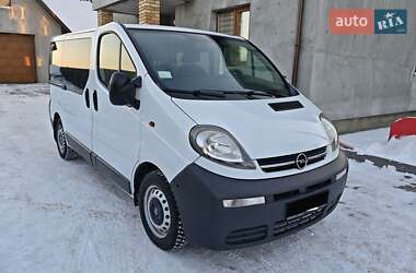 Мінівен Opel Vivaro 2005 в Почаєві