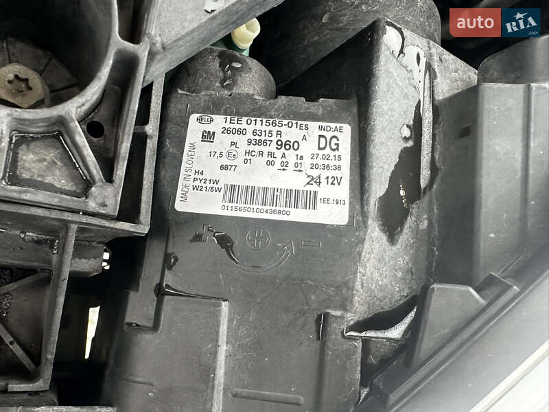 Минивэн Opel Vivaro 2015 в Сарнах