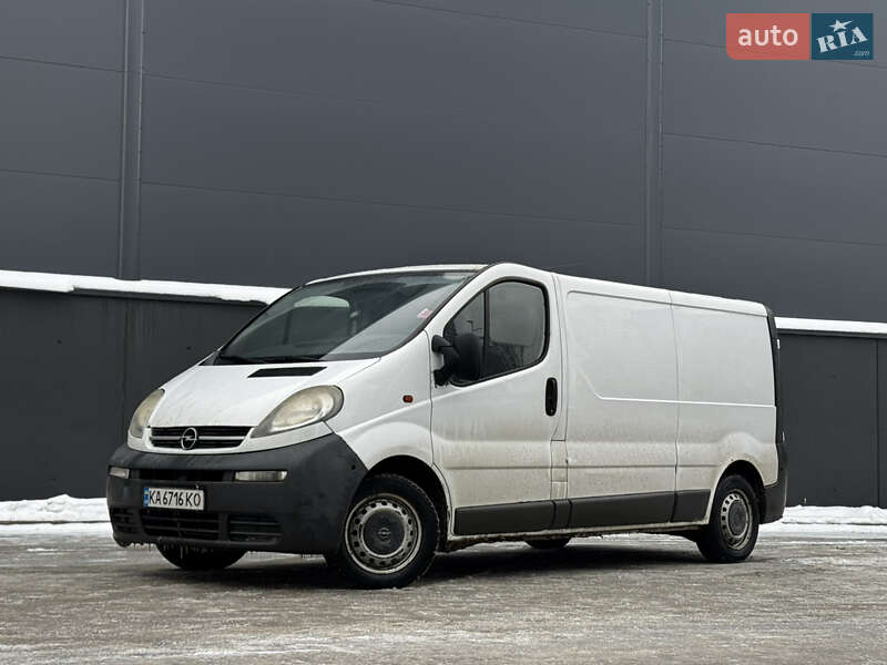 Opel Vivaro 2004