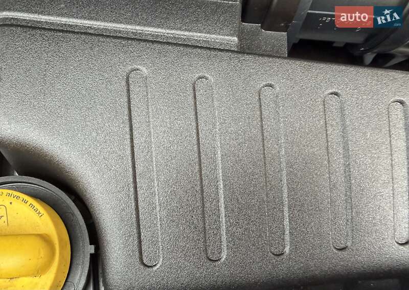 Минивэн Opel Vivaro 2012 в Львове