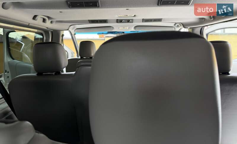 Минивэн Opel Vivaro 2012 в Львове