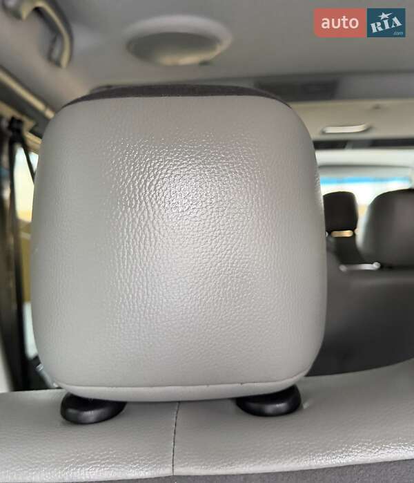 Минивэн Opel Vivaro 2012 в Львове