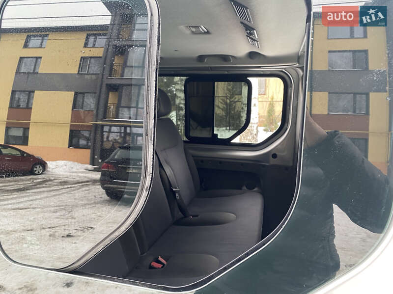 Минивэн Opel Vivaro 2007 в Луцке фото 9 Минивэн Opel Vivaro 2007 в Луцке