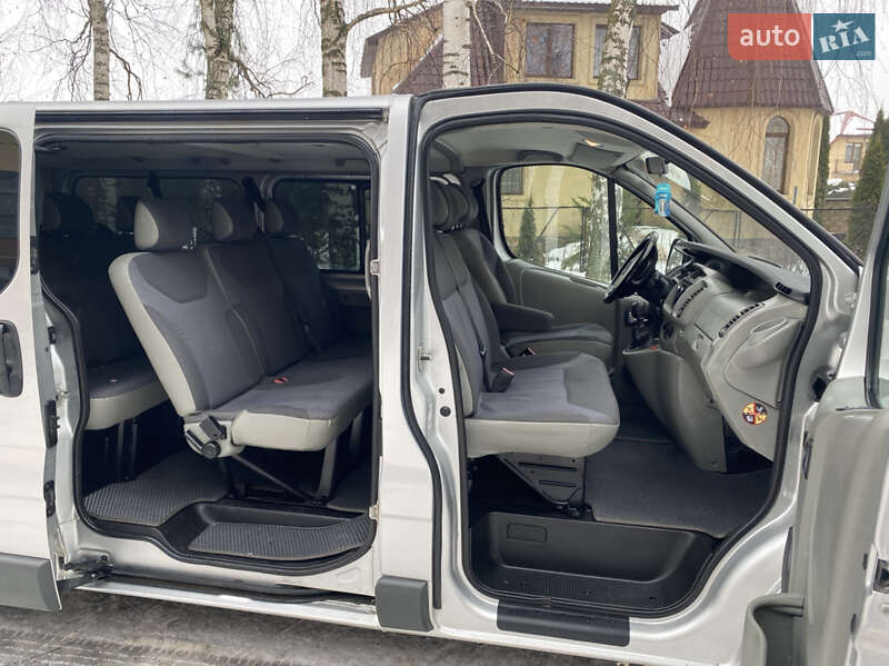 Минивэн Opel Vivaro 2007 в Луцке фото 10 Минивэн Opel Vivaro 2007 в Луцке