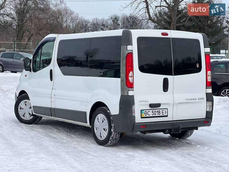 Минивэн Opel Vivaro 2007 в Стрые